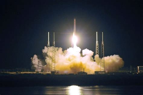 SpaceX successfully launched first commercial rocket : science
