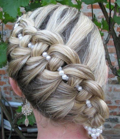 How To Dress Up Your Braids Hair Braided Hairstyles Hair Styles