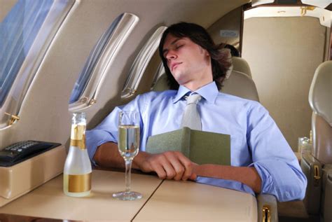 10 Most Annoying Types Of Airline Passengers Cre8ad8