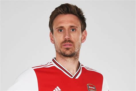 Nacho Monreal Has Signed New One Year Arsenal Deal With Option Of
