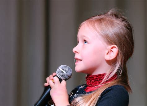 5 Public Speaking Skills For Kids To Become A Good Public Speaker In