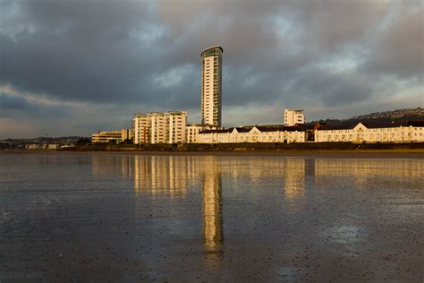 Meridian Tower Reflection Swanseas Meridian Tower Reflect Flickr