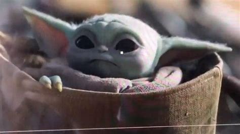 Star Wars Jon Favreau Shares Baby Yoda Behind The Scenes Footage In