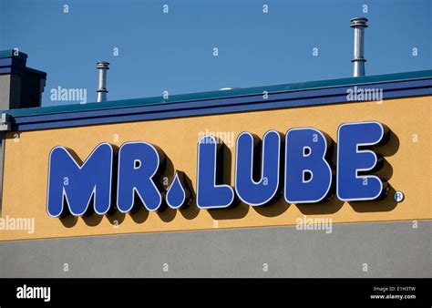 Mr Lube Sign Hi Res Stock Photography And Images Alamy