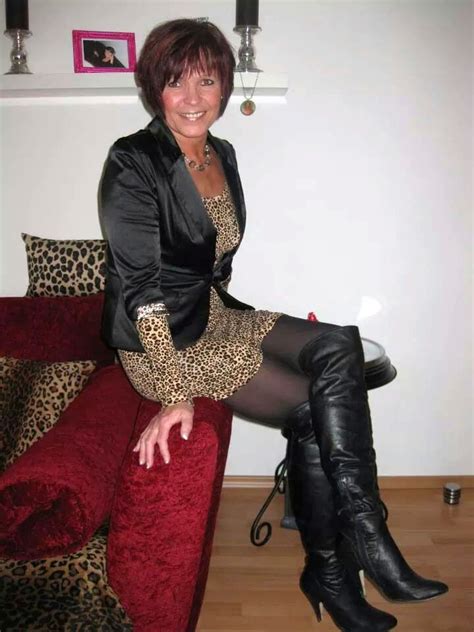 sexy older women mature sexy sexy girls skirts with boots dress with boots winter boots