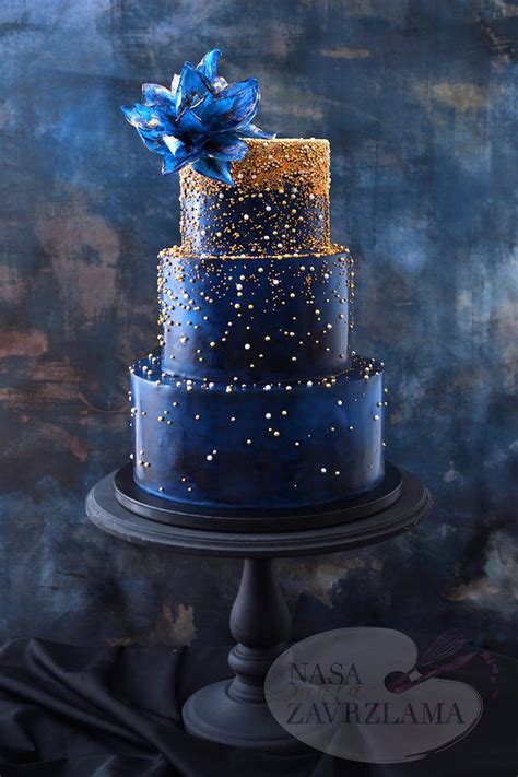 Dark Blue And Gold Sparkle Cake Cake By Nasa Mala
