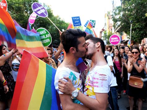 Istanbul Bans Annual Gay Pride March On Security Grounds The Independent