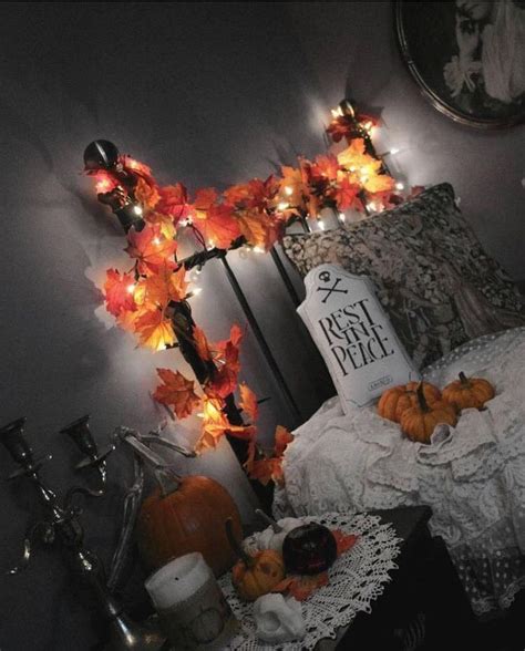 Pin By Gaybe On Aesthetic Room Ideas Halloween Bedroom Decor