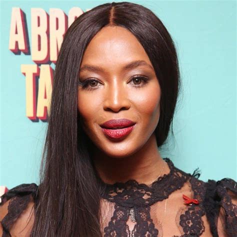 Welcome to the official naomi campbell youtube channel! Naomi Campbell Exposes Wretched Feet in Lace Embroidered Dress