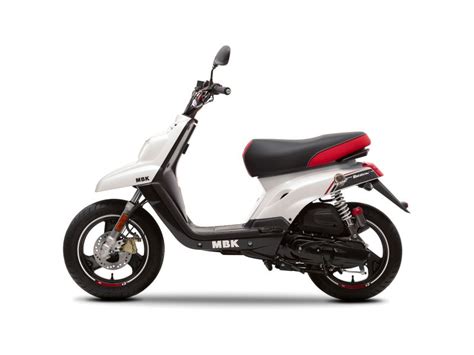 Scooter Neuf MBK BOOSTER NAKED 13 Pouces 50cc Vente Scooter La Seyne