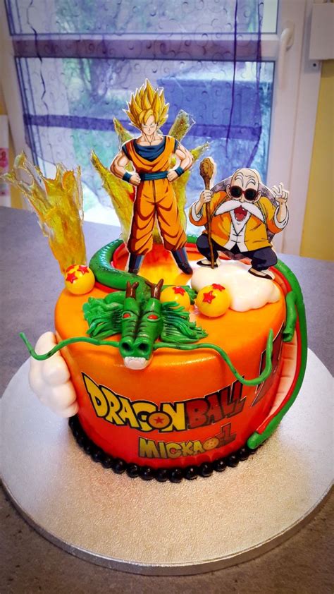 Dragon ball z movie 03: Gâteau Dragon Ball Z modelages à la main et impressions ...
