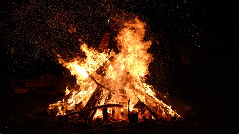 Bonfire Hd Nature 4k Wallpapers Images Backgrounds Photos And Pictures