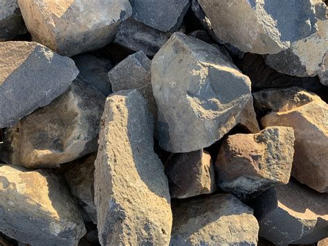 Black Basalt Palletized Boulders Products