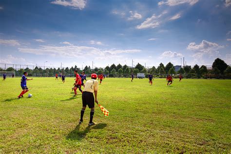 People Playing Soccer · Free Stock Photo
