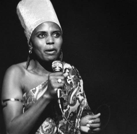 Mama Africa Miriam Makeba Dies Of Heart Attack In Italy Welt