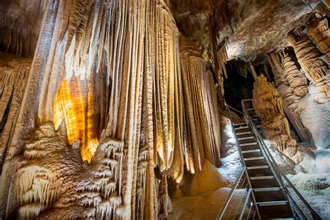 Jenolan Cave Bing Wallpaper Download