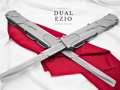 V Assassin S Dual Brotherhood Ezio Auditore Hidden Blades Grey Pair
