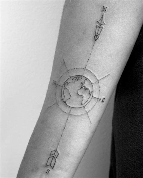 Tattoo Compass Globe Noir Dencre Tiffany A Testé Pour Vous Blog