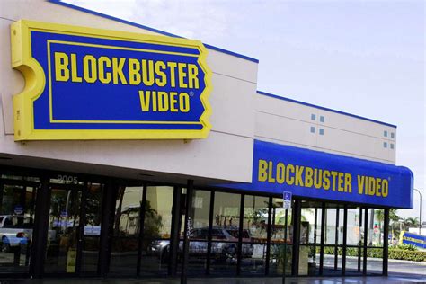 Blockbuster One Of The Last Stores Has Hilarious Twitter Account