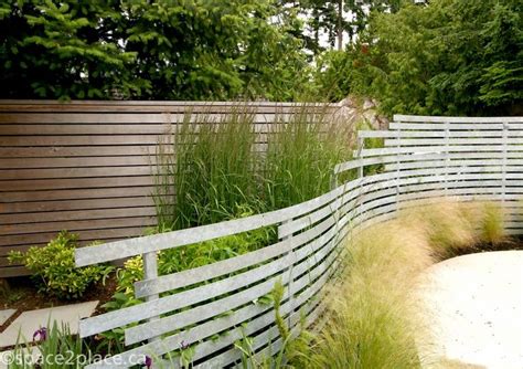 Curved Fencing Landscape Design Garden Fence Garden Design