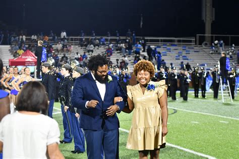 2022 Homecoming Queen Ceremony - Hi Def