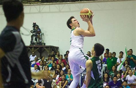 Robert Bolick Other Reserves Shine As La Salle Downs Uv For Second