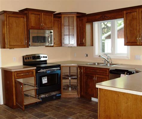 Stylish kitchen with a gray wall matching the counters' countertops. 20 Beautiful U-Shaped Kitchen Design Ideas (PHOTO GALLERY)