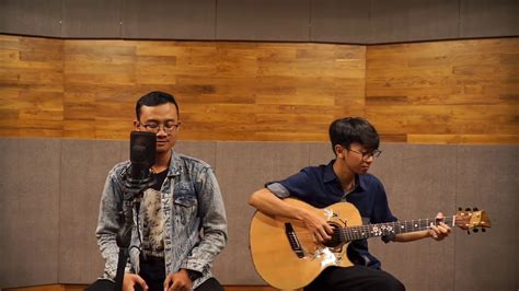 Garis terdepan mp3 lirik & video klip mp4. Garis Terdepan - Fiersa Besari (cover) feat Billah Wafi ...