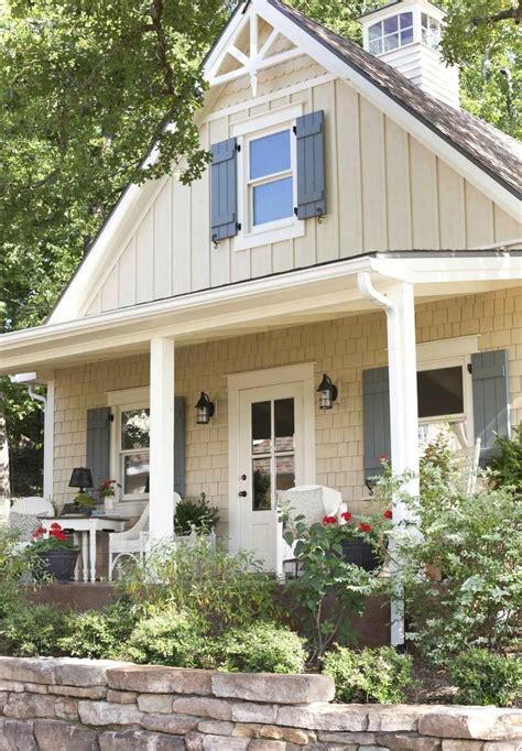 Major Cottage Exterior Colors Ideas 4