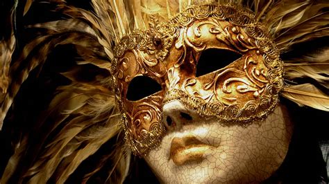 Masquerade Ball The Glamourous History And A Gruesome Moment Behind