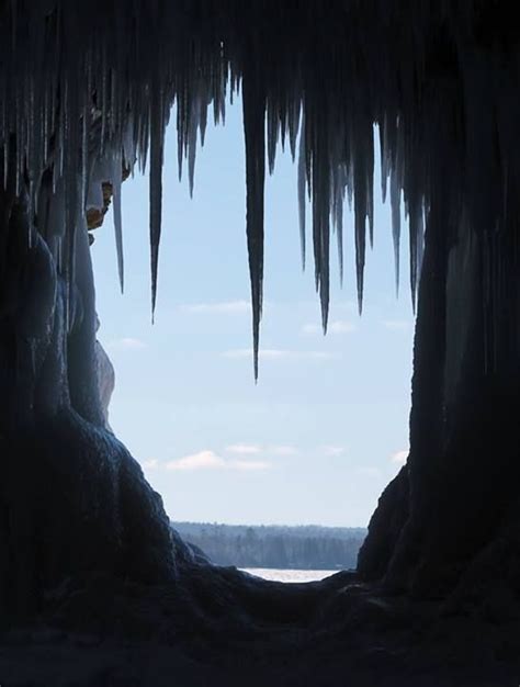 Beautiful Ice Caves Bayfield Wi Ice Cave Places To Go Bayfield