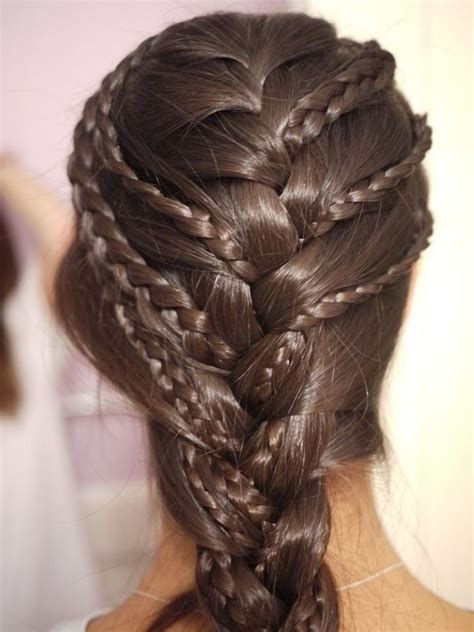 The viking hairstyles women for consistently is a polish of twists, a reasonable geometry of the lines and simple carelessness, giving the picture of a lively coquetry. viking style women's hair viking braids celtic hairstyles ...