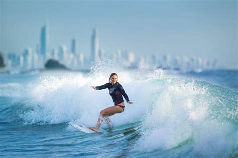 Gold Coast Surfing Tips How To Surf And The Best Surfing Breaks