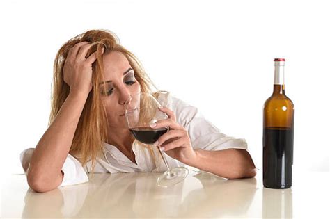 430 Stereotypical Housewife Drink Drinking Alcohol Stock Photos
