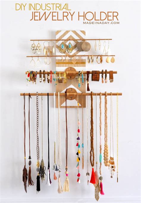20 Awesome Earring And Necklace Organizer