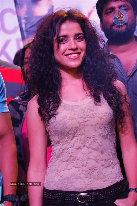 Piaa Bajpai Latest Stills Photo 60 Of 63