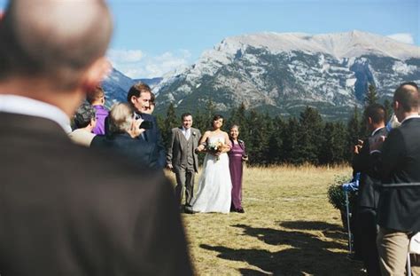 A Rustic Mountain Wedding In Canmore Alberta Weddingbells