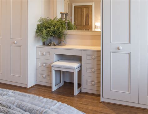 An elegant Harpsden bedroom | Hammonds | Bedroom built in wardrobe