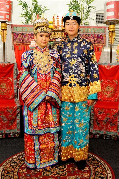 Melaka | tarian baba nyonya nama peserta: Malacca Malay Couple editorial stock photo. Image of ...