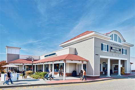 Wrentham Village Premium Outlets Outlet Mall In Massachusetts