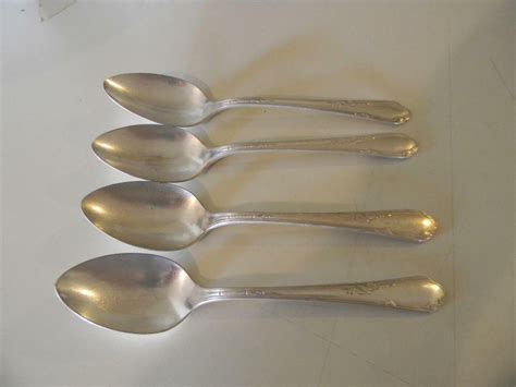 Lot Of 4 Wm A Rogers A1 Plus Oneida Silverplate Spoons Meadowbrook 7