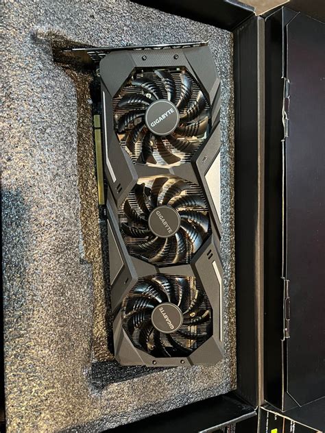 Gigabyte Rtx2060 Gaming Oc Triple Fan Computers And Tech Parts