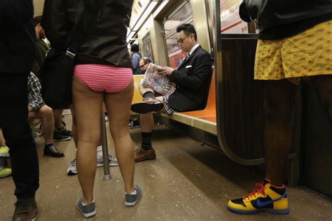 Riders Strip On NYC Subways Photo 17 CBS News