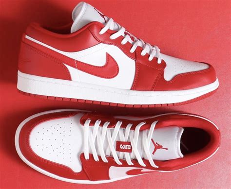 31％割引ホワイト系285cm人気商品の Nike Air Jordan 1 Low Gym Red スニーカー 靴ホワイト系285cm