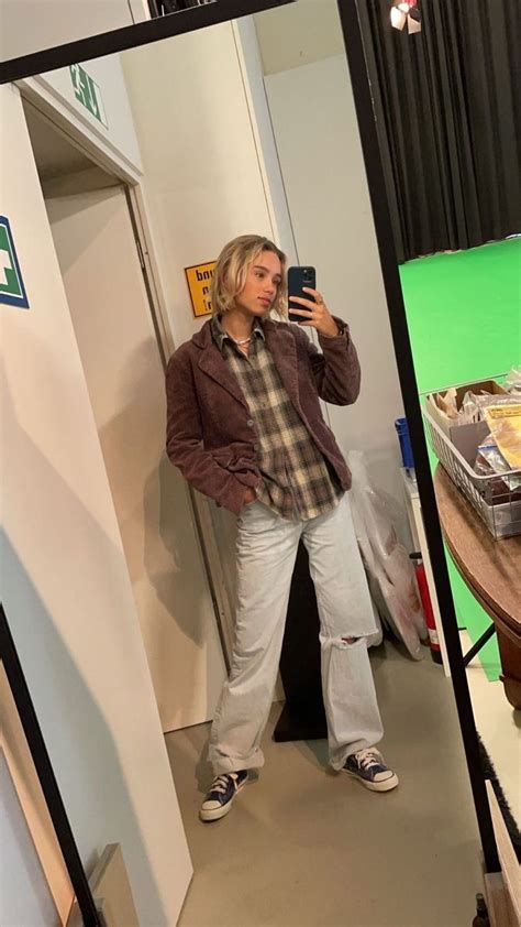 Lena Mantler Omg In 2022 Tomboy Outfits Clothes Vintage Outfits