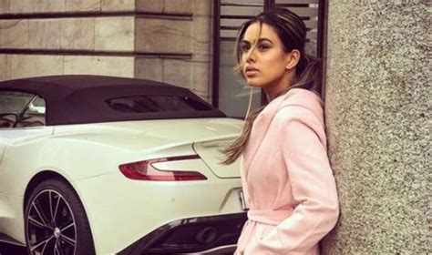Second Sexiest Asian Woman Nia Sharma Is Setting The Internet On Fire