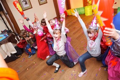 Конкурсы на день рождения для детей и взрослых: развлечения на детском ...