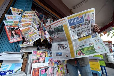 Daily newspapers today epapers online press agencies live news tv channels of malaysia region asia in english and other local languages. Here Is Why The Country's Oldest Newspaper Utusan Malaysia ...