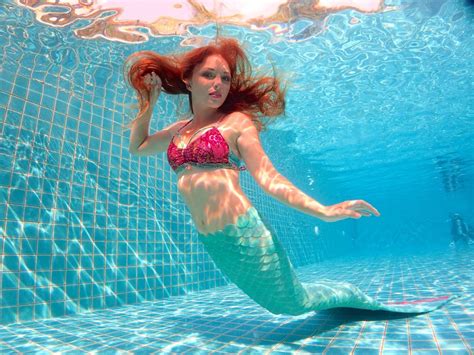 Woman Who Idolised Disney’s Ariel Now Makes Her Living As A Real Life Mermaid Real Fix