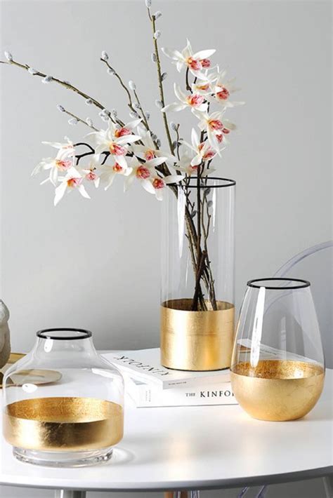 Pin By Debra Rivera On Decor In 2021 Glass Flower Vases Flower Vases Painted Glass Vases